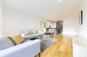 Stylish family sized 2 bedroom apartment